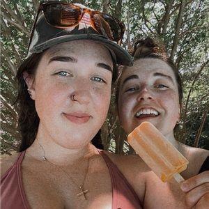 Meet your Posher, Dabney